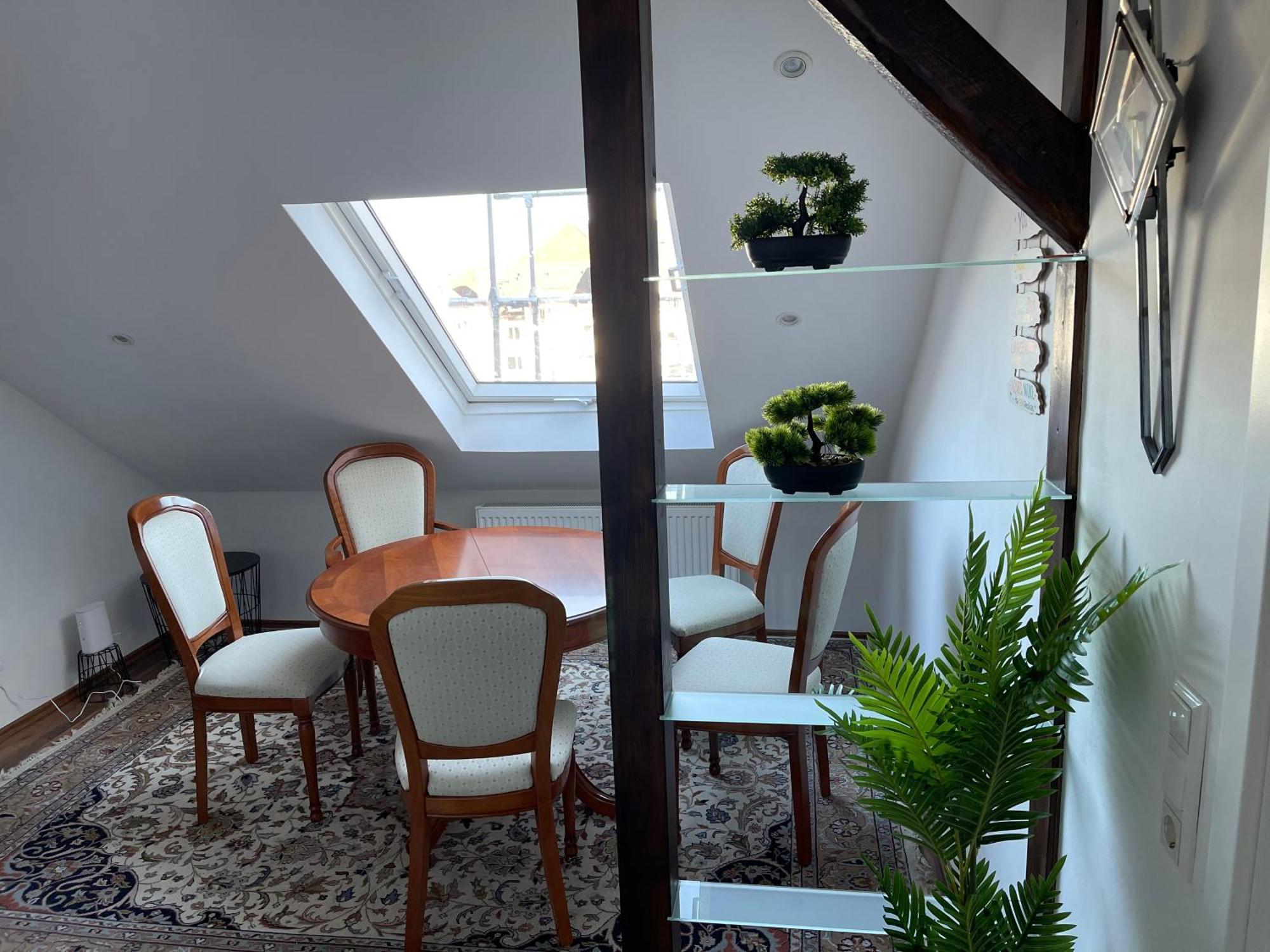 Bequemes Einzelzimmer Im Herzen Von Kassel Esterno foto